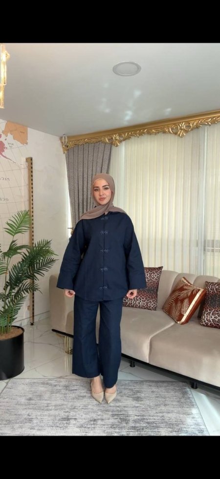 طقم جينز بتفاصيل أزرار قماشية